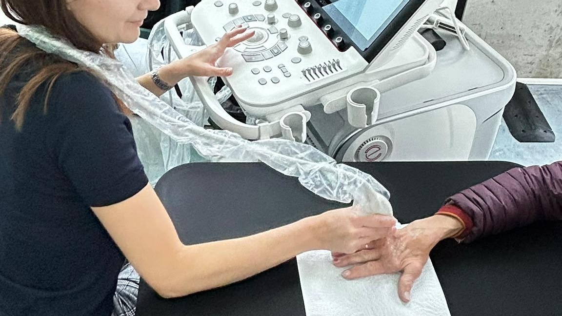 Čekání na revmatologa trvá i půl roku, pacienti varují před nevratným poškozením kloubů