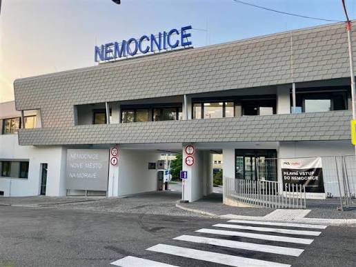 Nové Město plánuje další kruhový objezd, vznikne u nemocnice v roce 2028