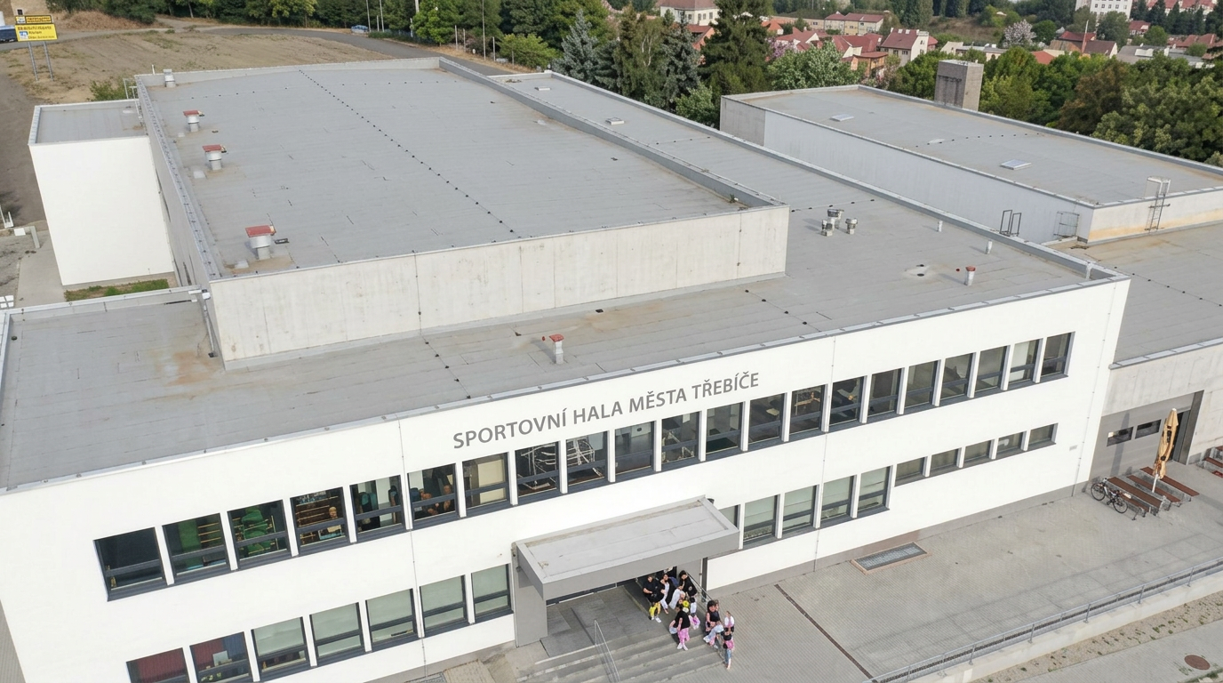 Nová tvář haly Leopolda Pokorného v Třebíči: Sportoviště dostalo moderní fasádu